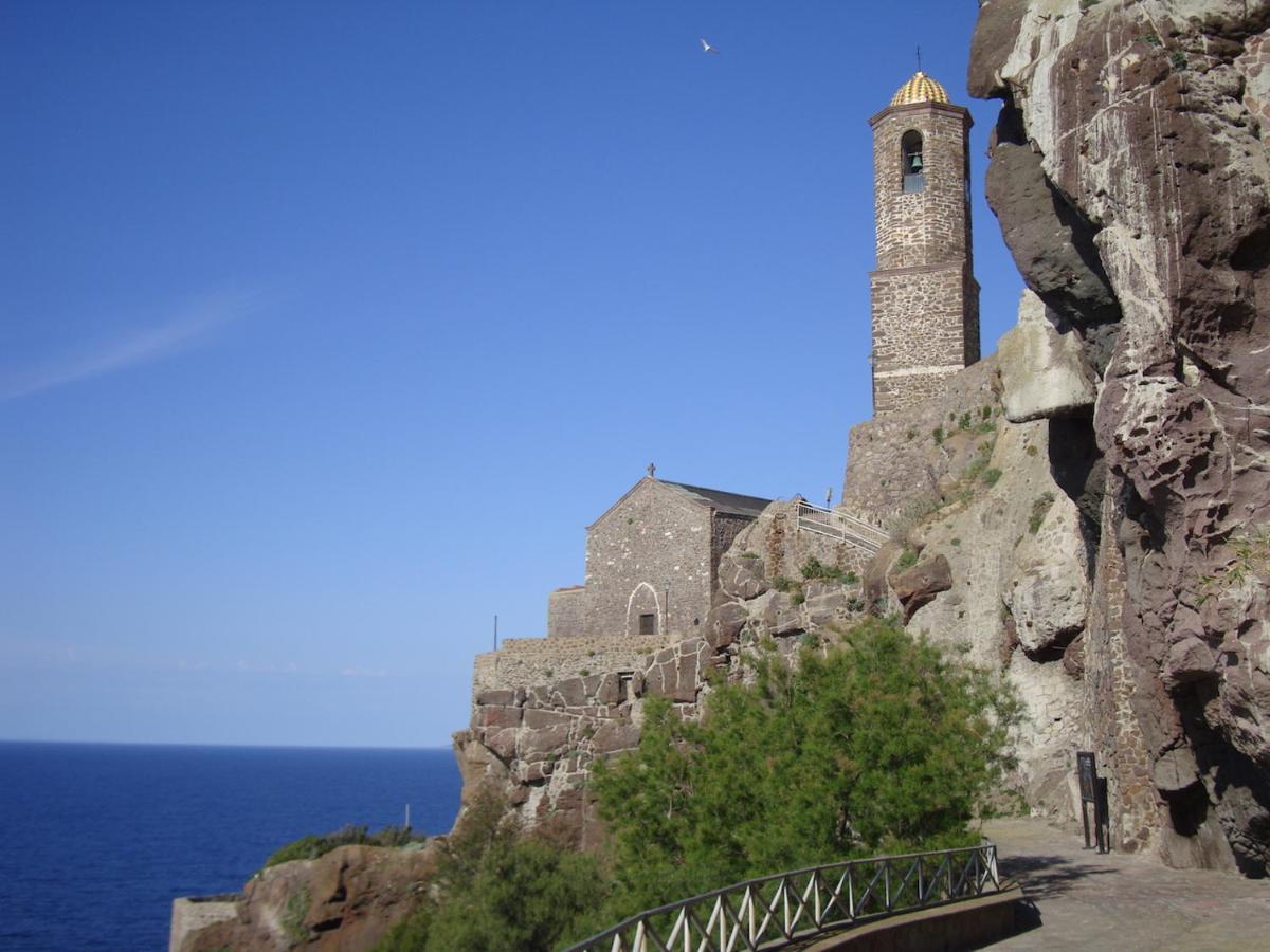 Grazioso Attico Vicino Alla Spiaggia E Al Centro Castelsardo Zewnętrze zdjęcie
